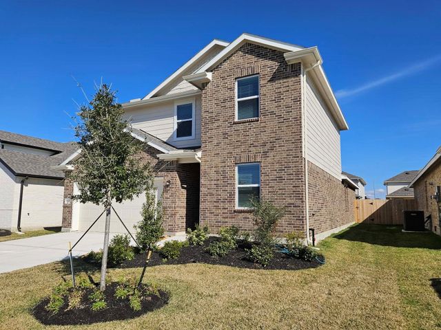 8430 Bay Oaks Drive, Baytown, TX 77523
