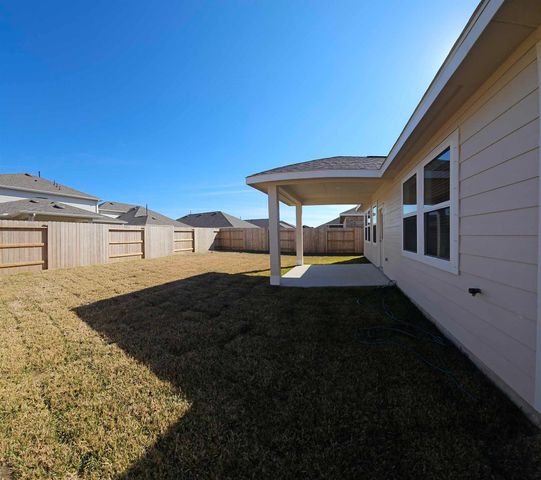 8430 Bay Oaks Drive, Baytown, TX 77523