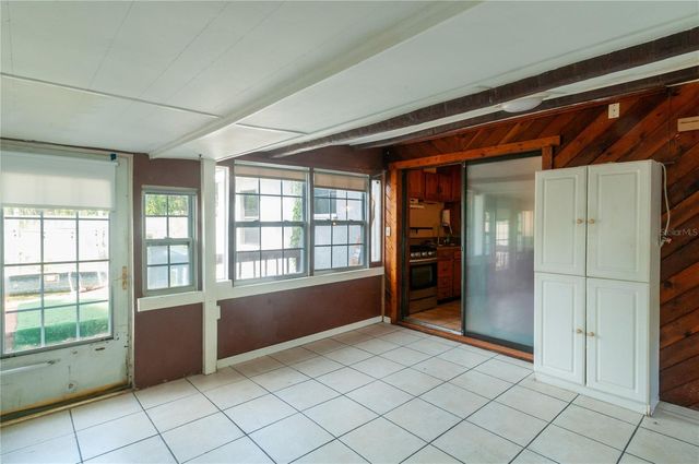 9609 N ELMER STREET, Tampa, FL 33612