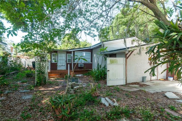 9609 N ELMER STREET, Tampa, FL 33612