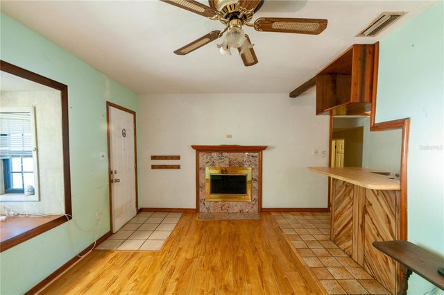 9609 N ELMER STREET, Tampa, FL 33612