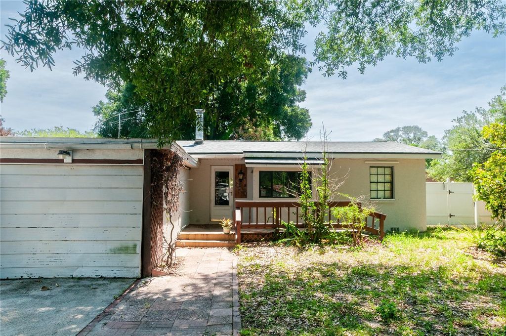 9609 N ELMER STREET, Tampa, FL 33612