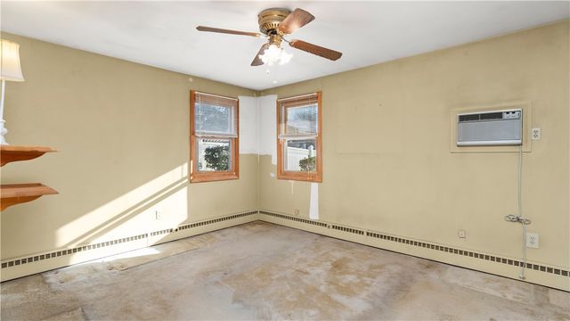 30 Torrington Drive, Warwick, RI 02889