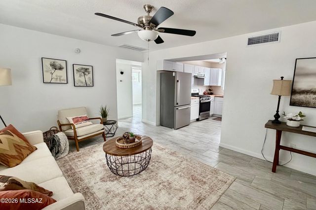 810 E Water Street, Tucson, AZ 85719