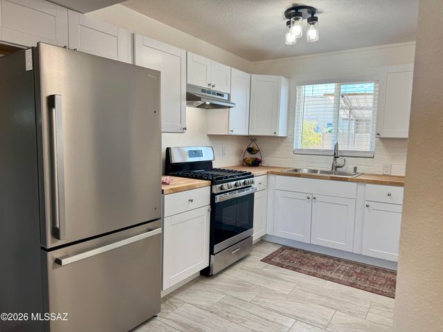 810 E Water Street, Tucson, AZ 85719