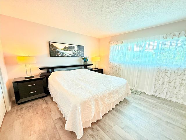 8509 LA BOCA AVENUE, North Port, FL 34287