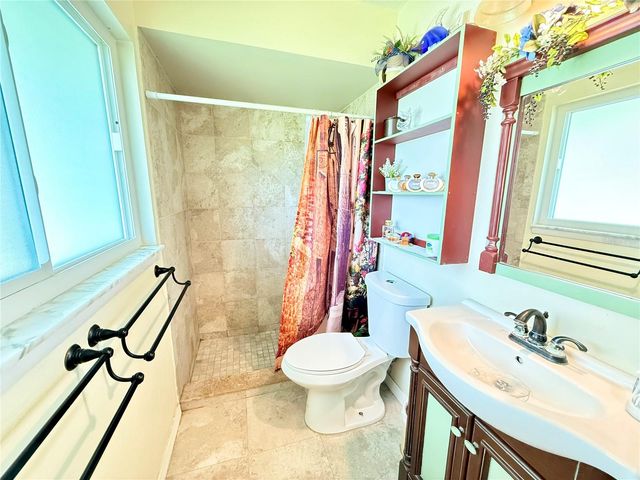 8509 LA BOCA AVENUE, North Port, FL 34287