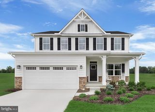 1324 VALENCIA CT, Martinsburg, WV 25403