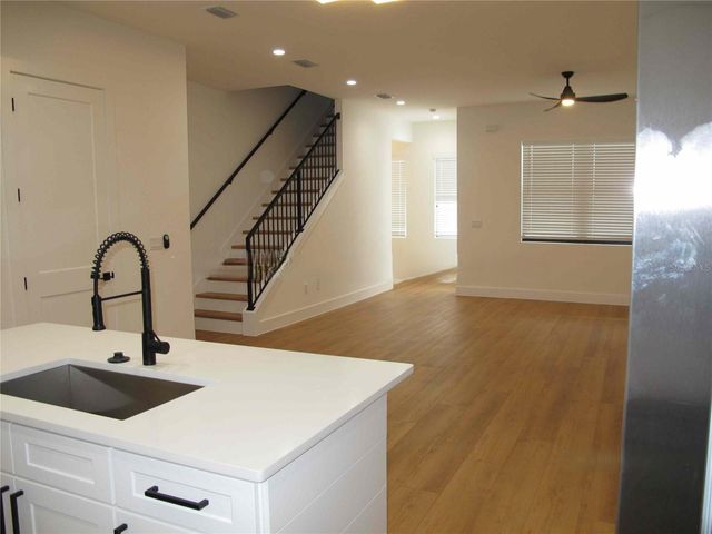 145 W GRANT STREET, Orlando, FL 32806