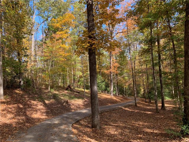 23 Quail Drive, Salem, SC 29676