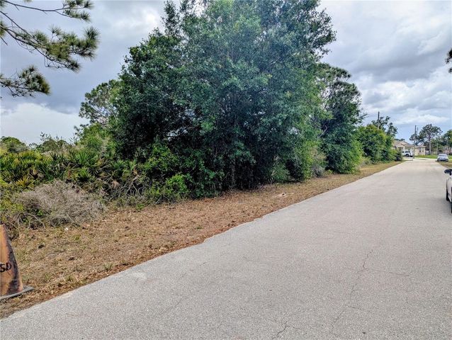 CALLAGHAN LANE, North Port, FL 34291