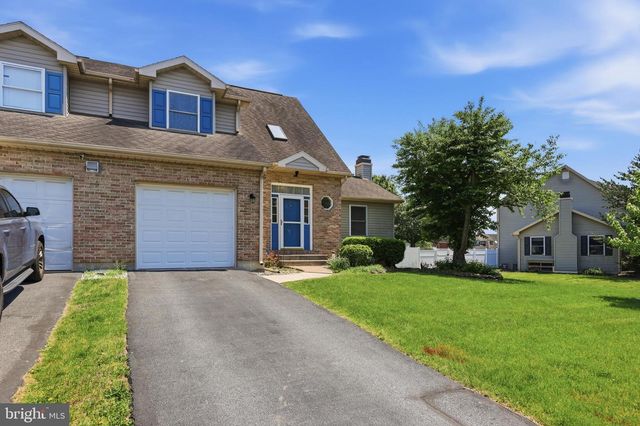 220 MELISSA DR, Easton, PA 18045