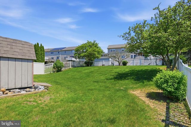 220 MELISSA DR, Easton, PA 18045