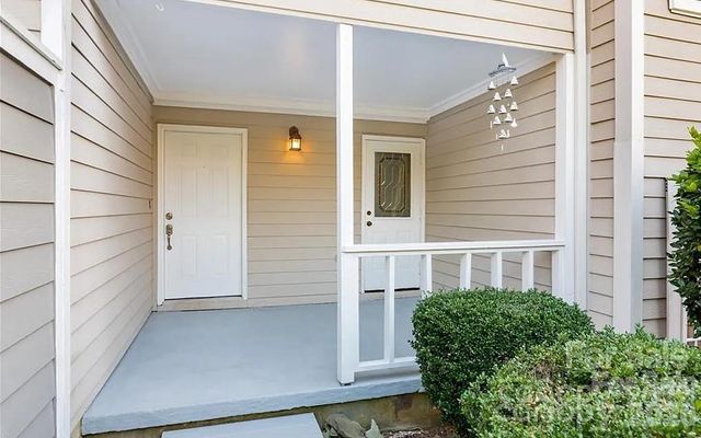 8410 Cricket Lake Drive, Charlotte, NC 28277