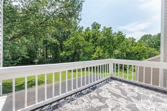 8410 Cricket Lake Drive, Charlotte, NC 28277