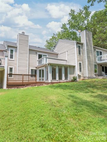 8410 Cricket Lake Drive, Charlotte, NC 28277