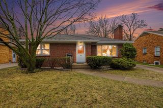 618 Alger Street Se, City Of Grand Rapids, MI 49507