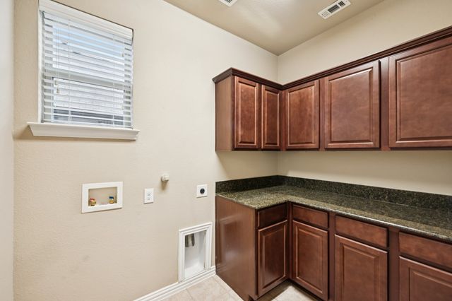 713 Kinghaven Drive, Little Elm, TX 75068