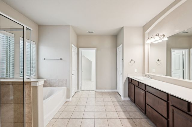 713 Kinghaven Drive, Little Elm, TX 75068