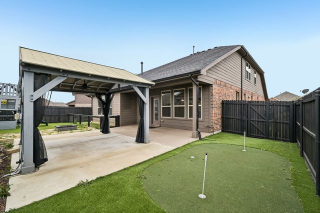 713 Kinghaven Drive, Little Elm, TX 75068