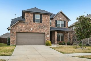 713 Kinghaven Drive, Little Elm, TX 75068