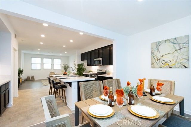 13219 Shaw Lane, Sylmar (los Angeles), CA 91342