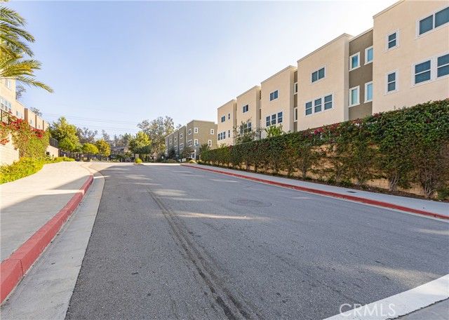 13219 Shaw Lane, Sylmar (los Angeles), CA 91342