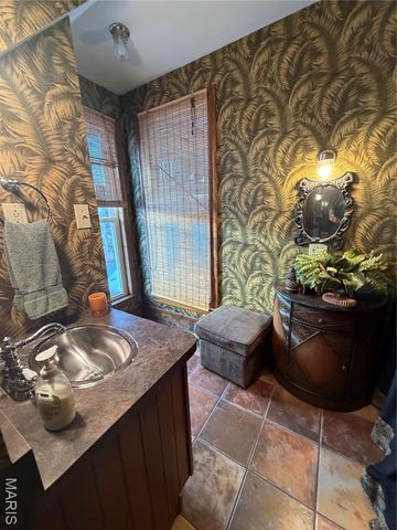 853 Twisted Cedar Drive, Beaufort, MO 63013