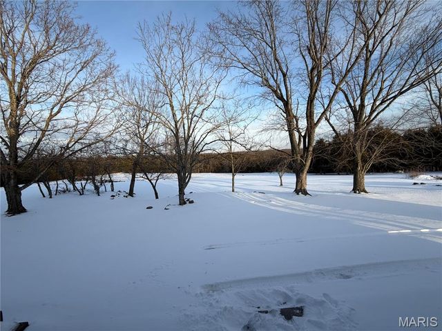 853 Twisted Cedar Drive, Beaufort, MO 63013