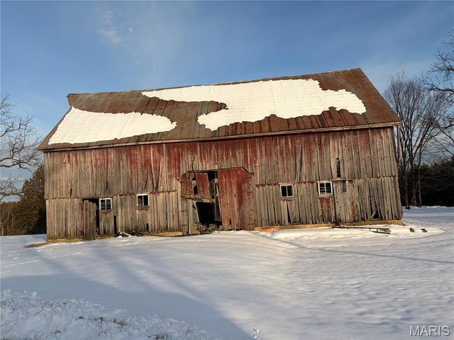 853 Twisted Cedar Drive, Beaufort, MO 63013