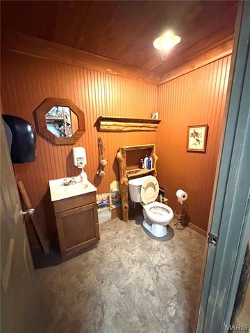 853 Twisted Cedar Drive, Beaufort, MO 63013