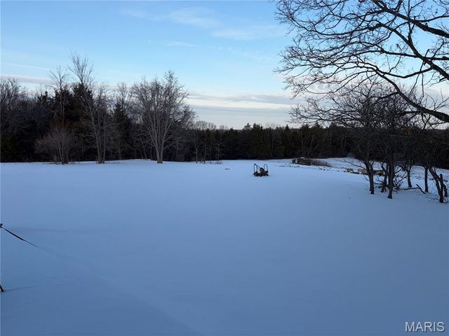 853 Twisted Cedar Drive, Beaufort, MO 63013