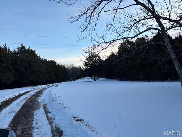 853 Twisted Cedar Drive, Beaufort, MO 63013