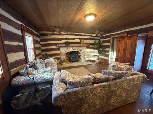 853 Twisted Cedar Drive, Beaufort, MO 63013