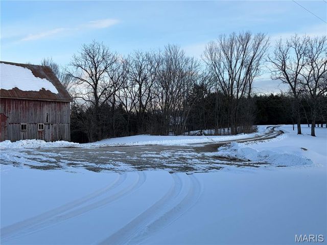 853 Twisted Cedar Drive, Beaufort, MO 63013