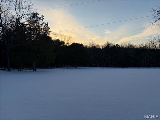 853 Twisted Cedar Drive, Beaufort, MO 63013