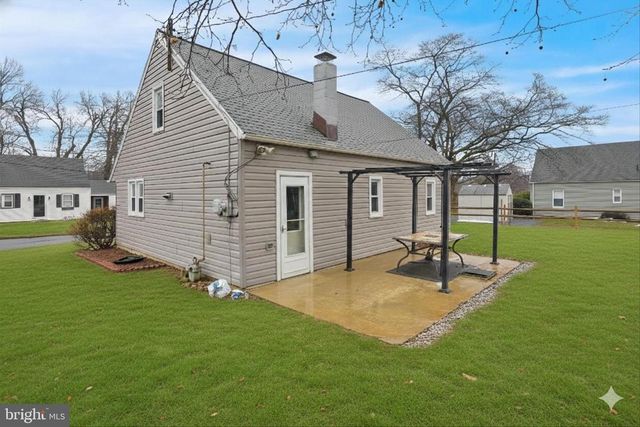 2114 CULLUM DR, Reading, PA 19601