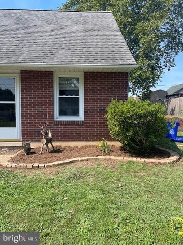 2114 CULLUM DR, Reading, PA 19601