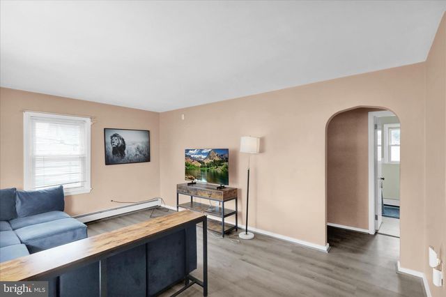 2114 CULLUM DR, Reading, PA 19601