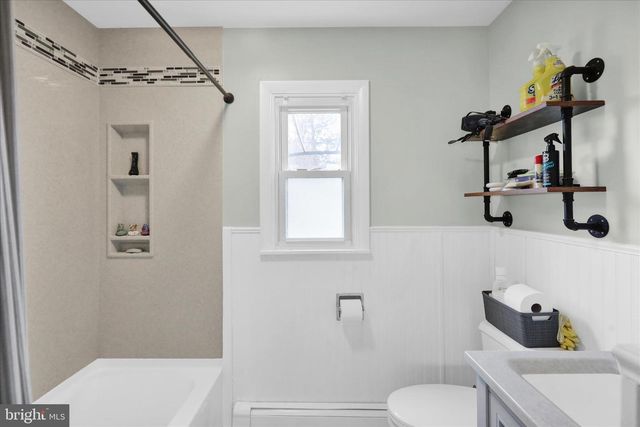 2114 CULLUM DR, Reading, PA 19601