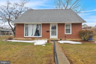 2114 CULLUM DR, Reading, PA 19601