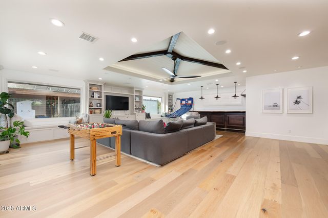 4041 E HERMOSA VISTA Drive, Mesa, AZ 85215