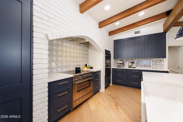 4041 E HERMOSA VISTA Drive, Mesa, AZ 85215