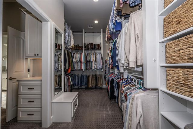 1308 Chain Bridge Court, Edmond, OK 73034