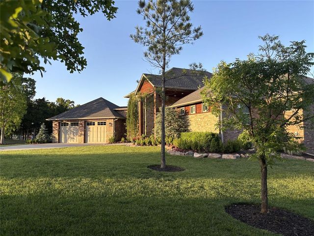 1308 Chain Bridge Court, Edmond, OK 73034