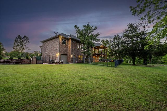 1308 Chain Bridge Court, Edmond, OK 73034