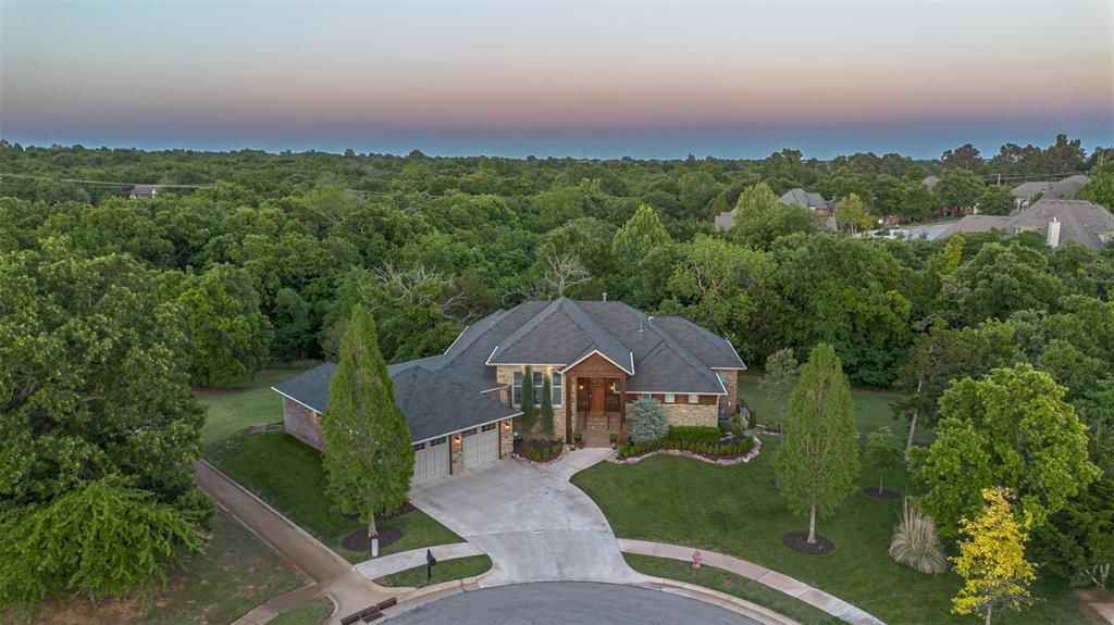 1308 Chain Bridge Court, Edmond, OK 73034