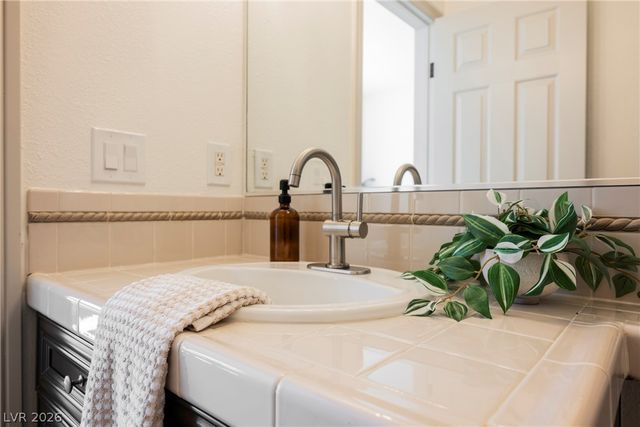 2849 Botticelli Drive, Henderson, NV 89052