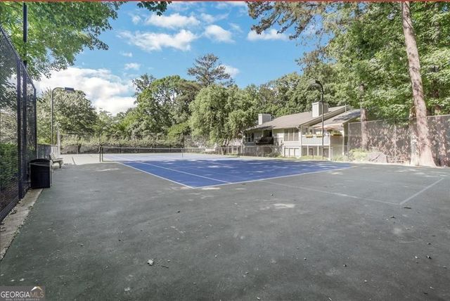 407 NE Summit North Drive NE 407, Atlanta, GA 30324