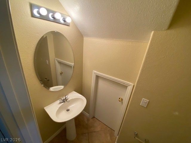 8344 Eagle Port Street, Las Vegas, NV 89139